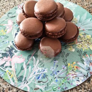 Chocolate macarons