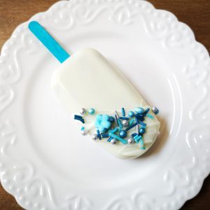 Frozen themed cakesickles
