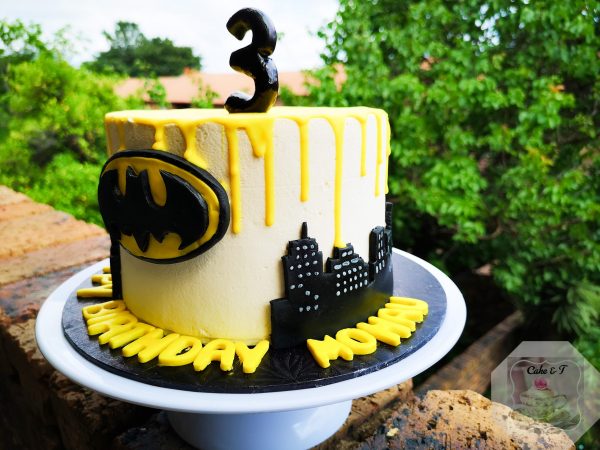 Batman Cake - Image 2